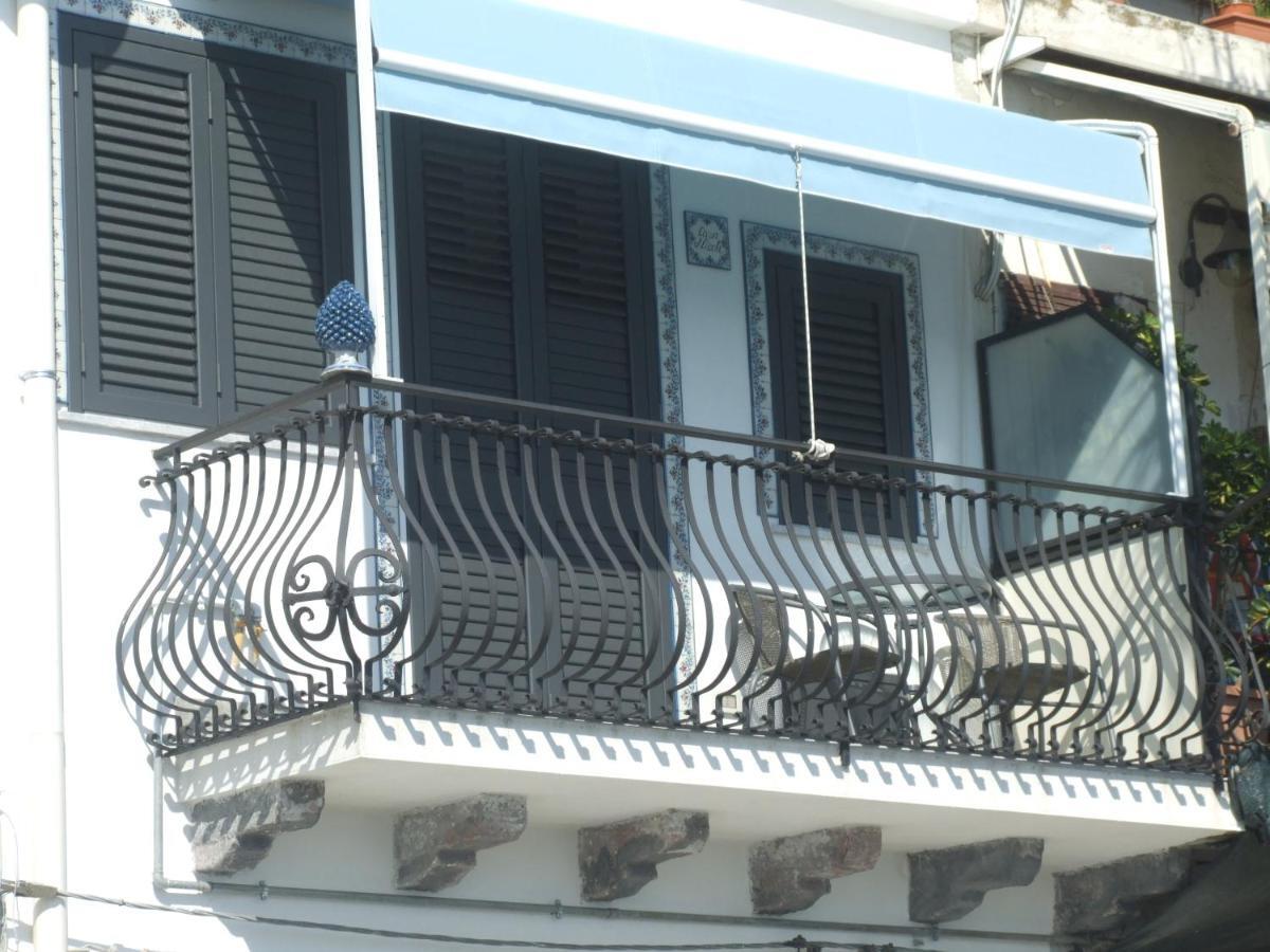 Casa Nicole Fronte Mare Vila Giardini Naxos Exterior foto