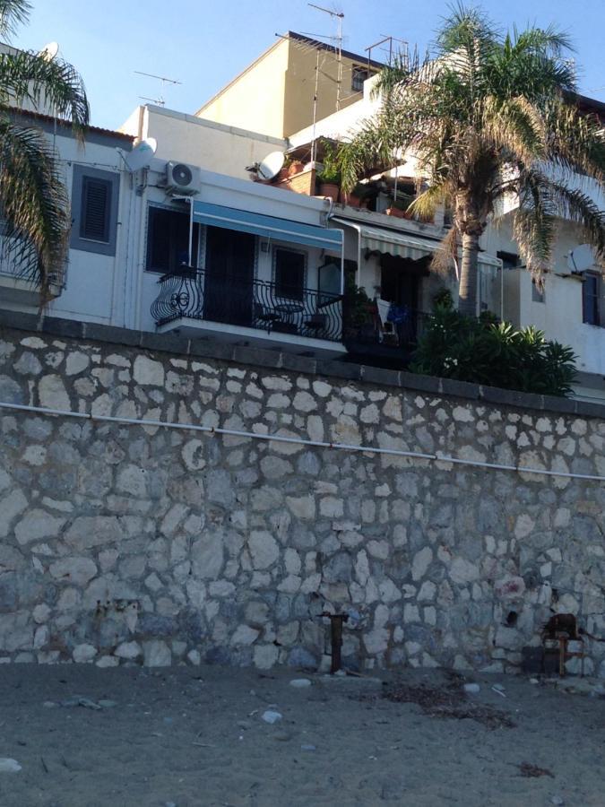 Casa Nicole Fronte Mare Vila Giardini Naxos Exterior foto